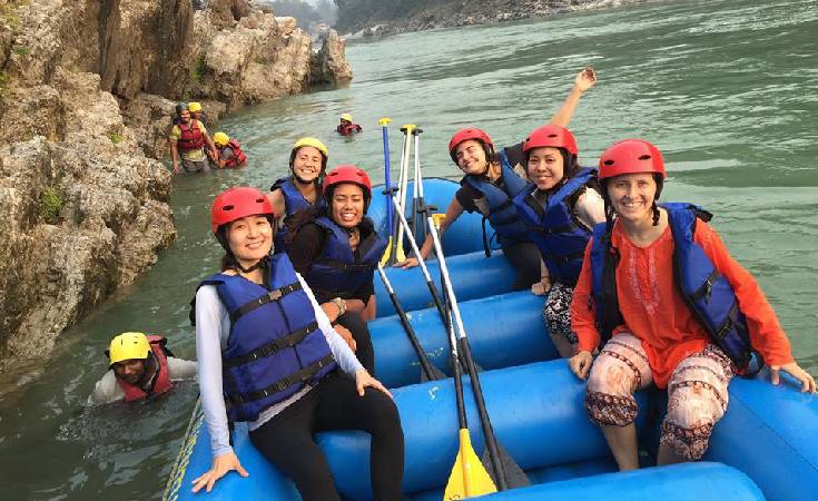 yoga-retreat-in-rishikesh