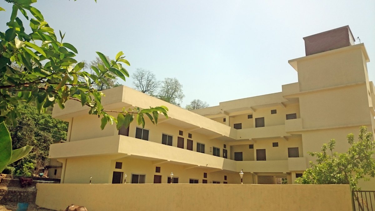 building-shakti-yogapeeth